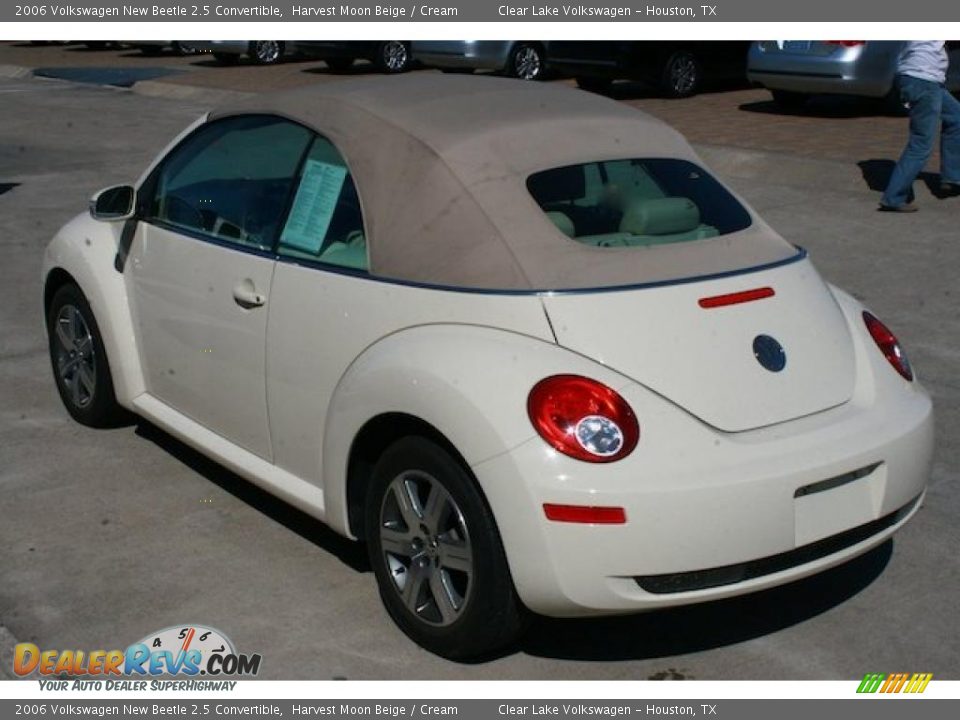 2006 Volkswagen New Beetle 2.5 Convertible Harvest Moon Beige / Cream Photo #15