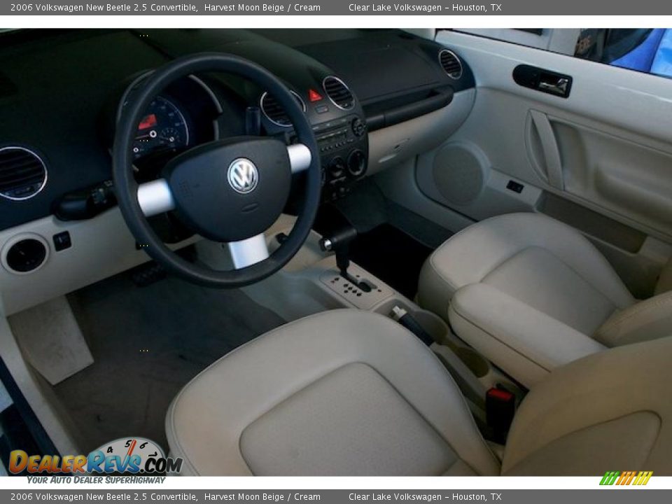 2006 Volkswagen New Beetle 2.5 Convertible Harvest Moon Beige / Cream Photo #28