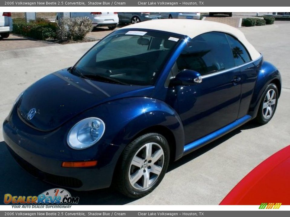 2006 Volkswagen New Beetle 2.5 Convertible Shadow Blue / Cream Photo #4