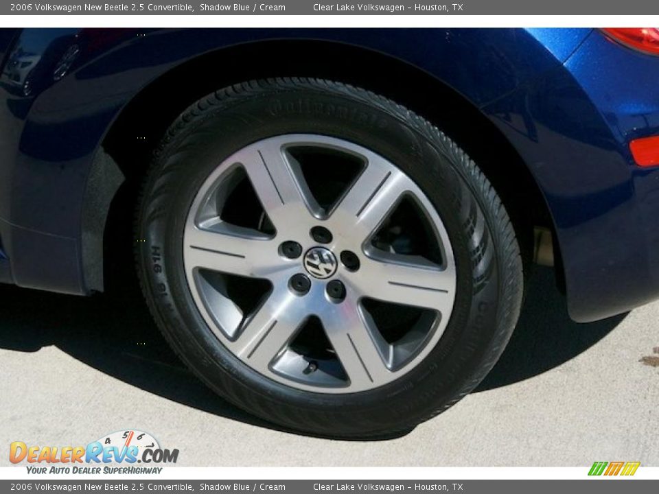2006 Volkswagen New Beetle 2.5 Convertible Shadow Blue / Cream Photo #7