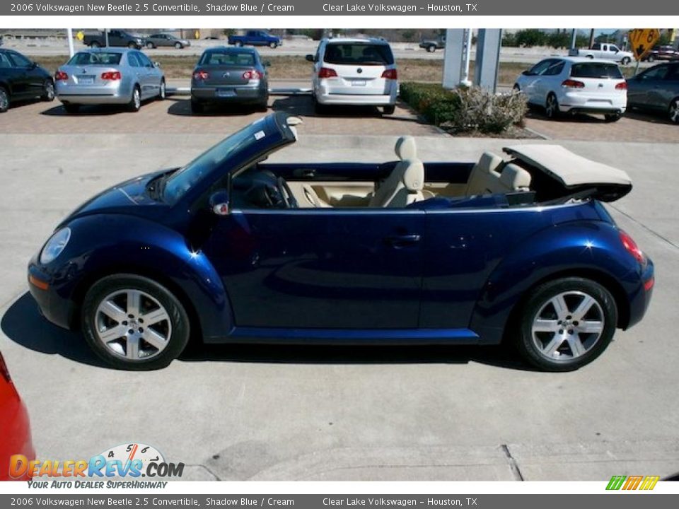 2006 Volkswagen New Beetle 2.5 Convertible Shadow Blue / Cream Photo #18