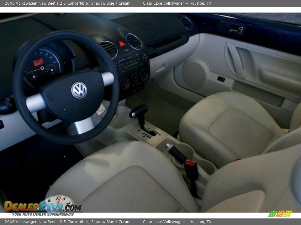 2006 Volkswagen New Beetle 2.5 Convertible Shadow Blue / Cream Photo #25