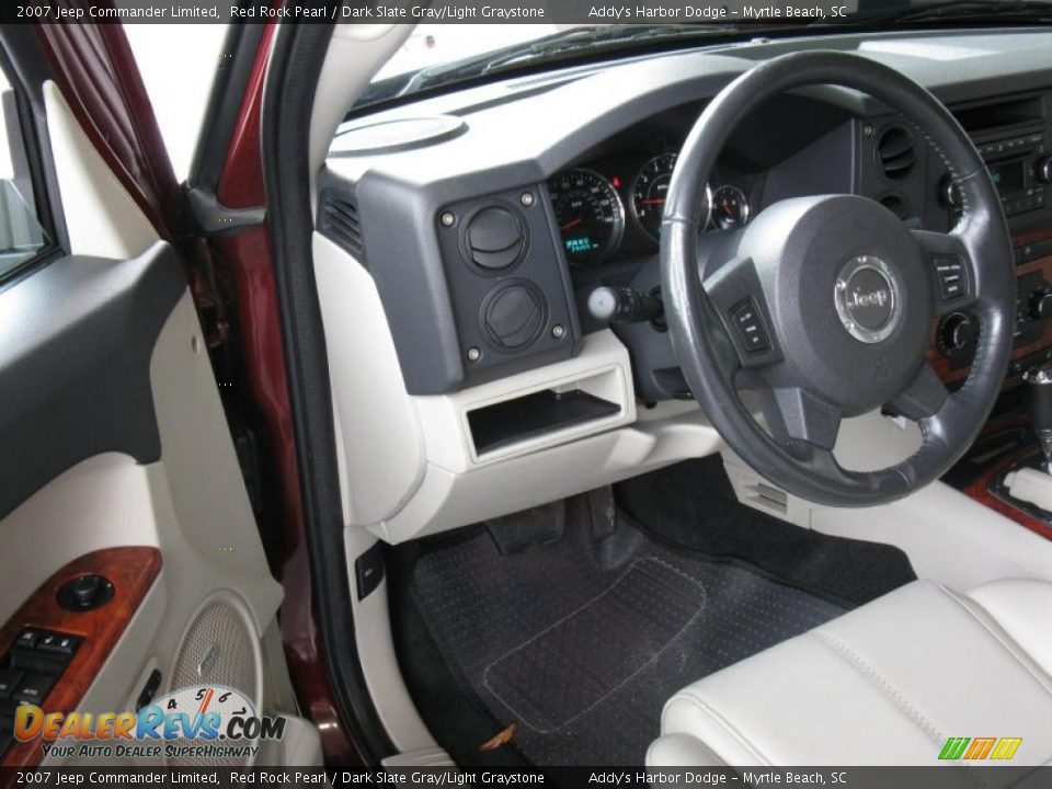 2007 Jeep Commander Limited Red Rock Pearl / Dark Slate Gray/Light Graystone Photo #10