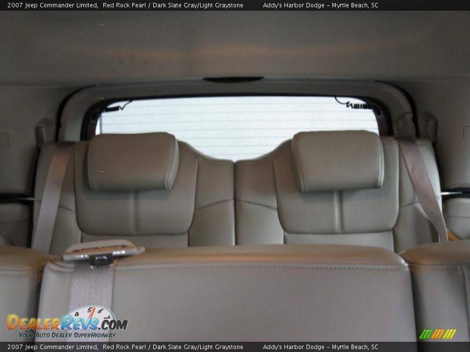 2007 Jeep Commander Limited Red Rock Pearl / Dark Slate Gray/Light Graystone Photo #17