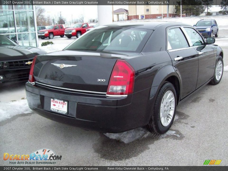 2007 Chrysler 300 Brilliant Black / Dark Slate Gray/Light Graystone Photo #12