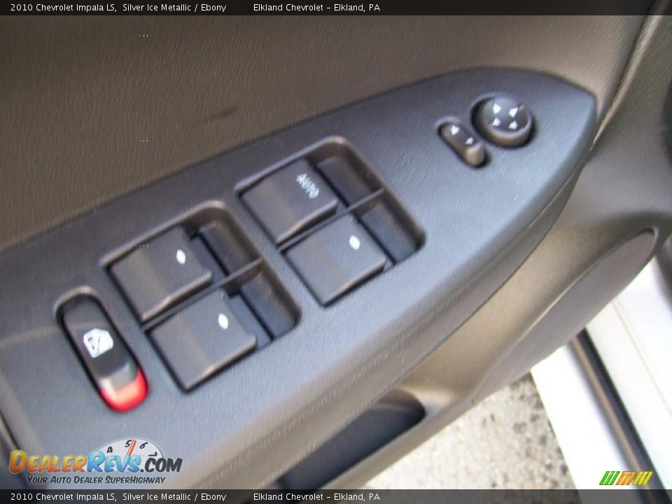 2010 Chevrolet Impala LS Silver Ice Metallic / Ebony Photo #26