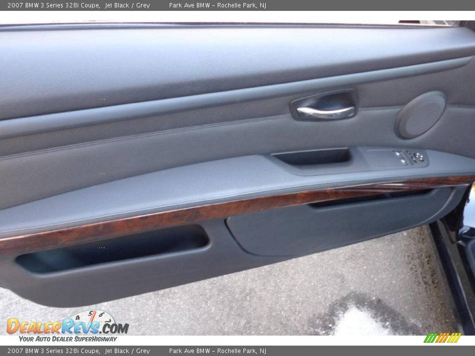 2007 BMW 3 Series 328i Coupe Jet Black / Grey Photo #21