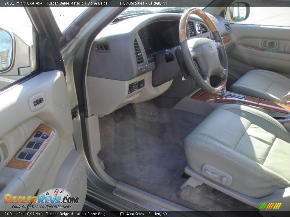 2001 Infiniti QX4 4x4 Tuscan Beige Metallic / Stone Beige Photo #12