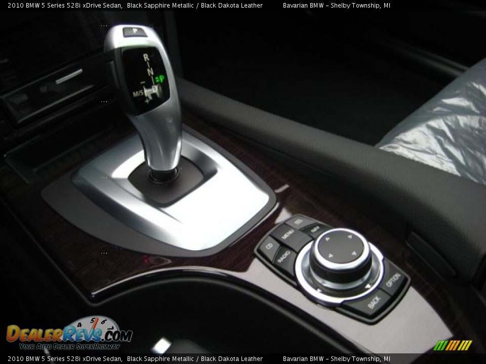 2010 BMW 5 Series 528i xDrive Sedan Black Sapphire Metallic / Black Dakota Leather Photo #15
