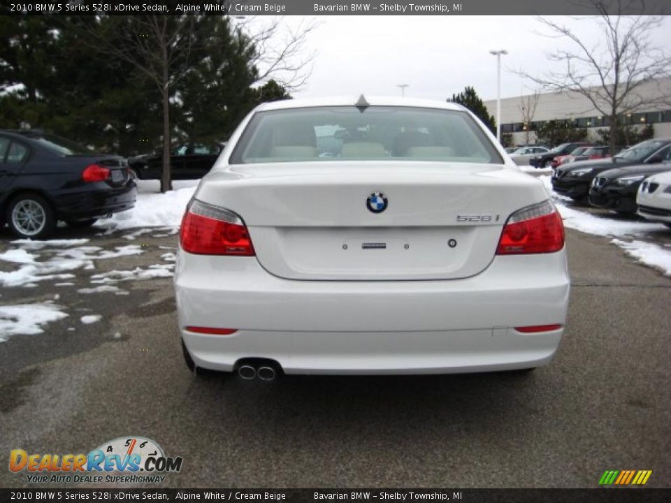 2010 BMW 5 Series 528i xDrive Sedan Alpine White / Cream Beige Photo #4