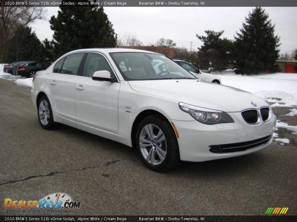2010 BMW 5 Series 528i xDrive Sedan Alpine White / Cream Beige Photo #7