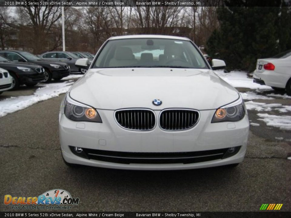 2010 BMW 5 Series 528i xDrive Sedan Alpine White / Cream Beige Photo #8