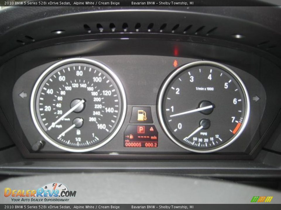 2010 BMW 5 Series 528i xDrive Sedan Alpine White / Cream Beige Photo #17