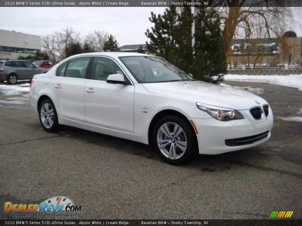 2010 BMW 5 Series 528i xDrive Sedan Alpine White / Cream Beige Photo #24