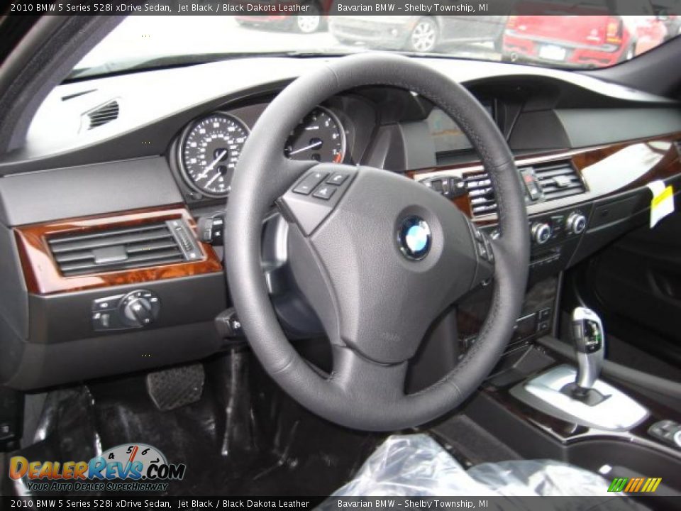 2010 BMW 5 Series 528i xDrive Sedan Jet Black / Black Dakota Leather Photo #9