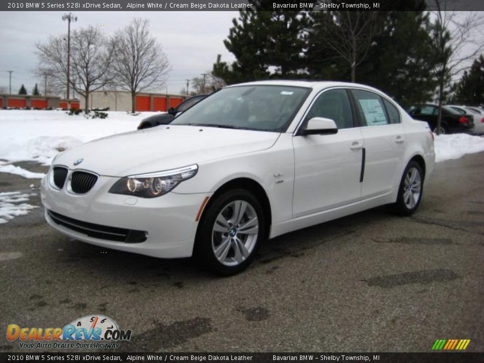 2010 BMW 5 Series 528i xDrive Sedan Alpine White / Cream Beige Dakota Leather Photo #1