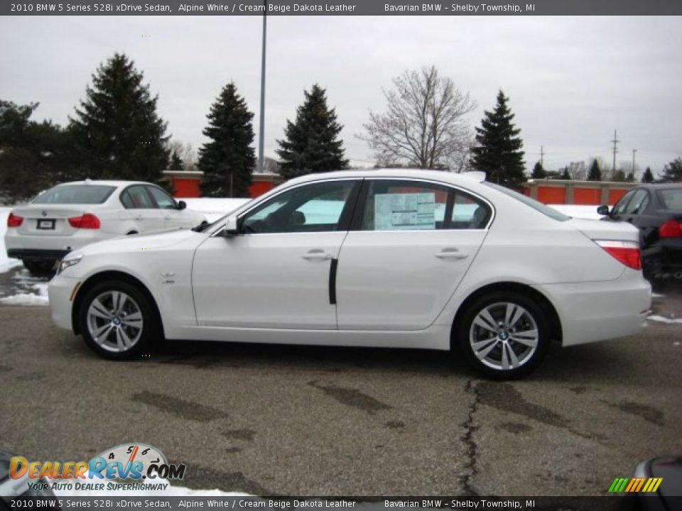 2010 BMW 5 Series 528i xDrive Sedan Alpine White / Cream Beige Dakota Leather Photo #2