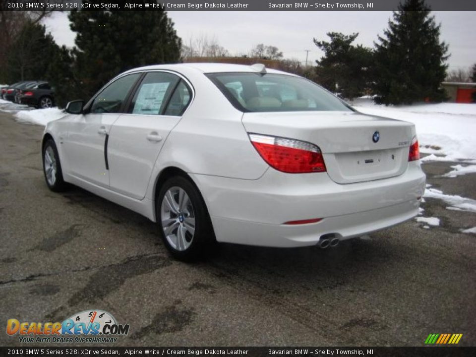 2010 BMW 5 Series 528i xDrive Sedan Alpine White / Cream Beige Dakota Leather Photo #3