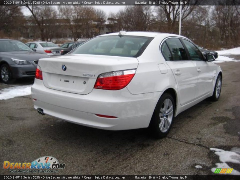 2010 BMW 5 Series 528i xDrive Sedan Alpine White / Cream Beige Dakota Leather Photo #5