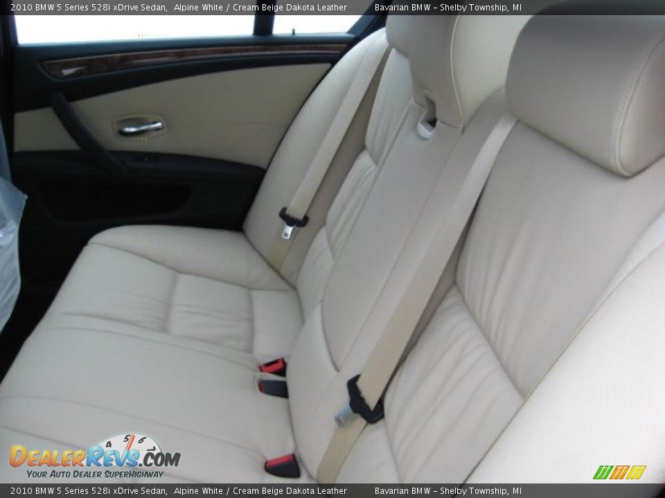 2010 BMW 5 Series 528i xDrive Sedan Alpine White / Cream Beige Dakota Leather Photo #11