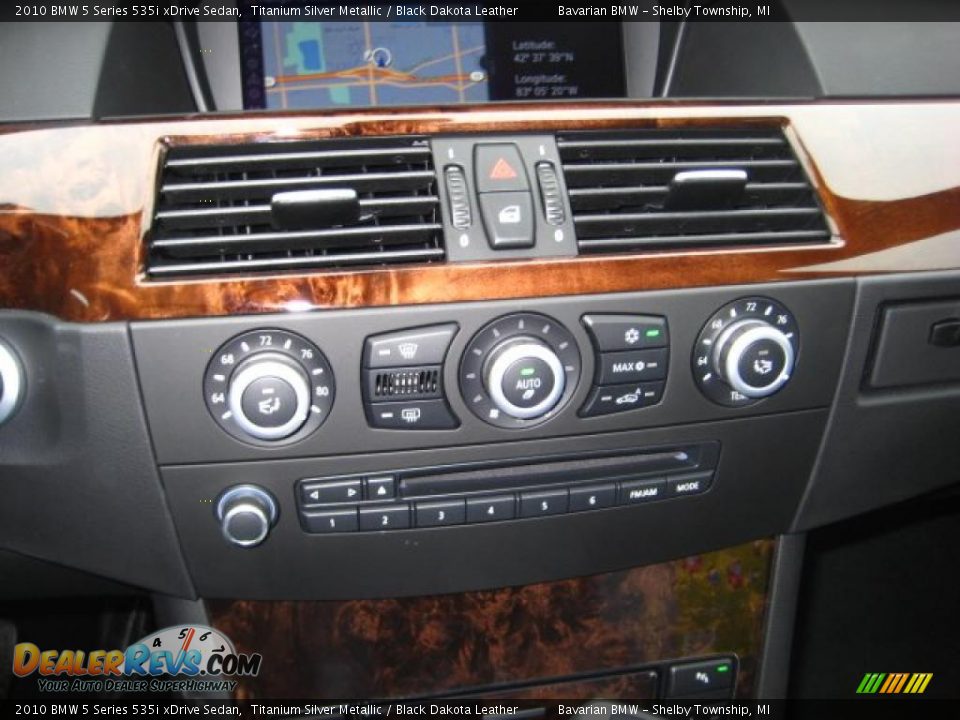 2010 BMW 5 Series 535i xDrive Sedan Titanium Silver Metallic / Black Dakota Leather Photo #13