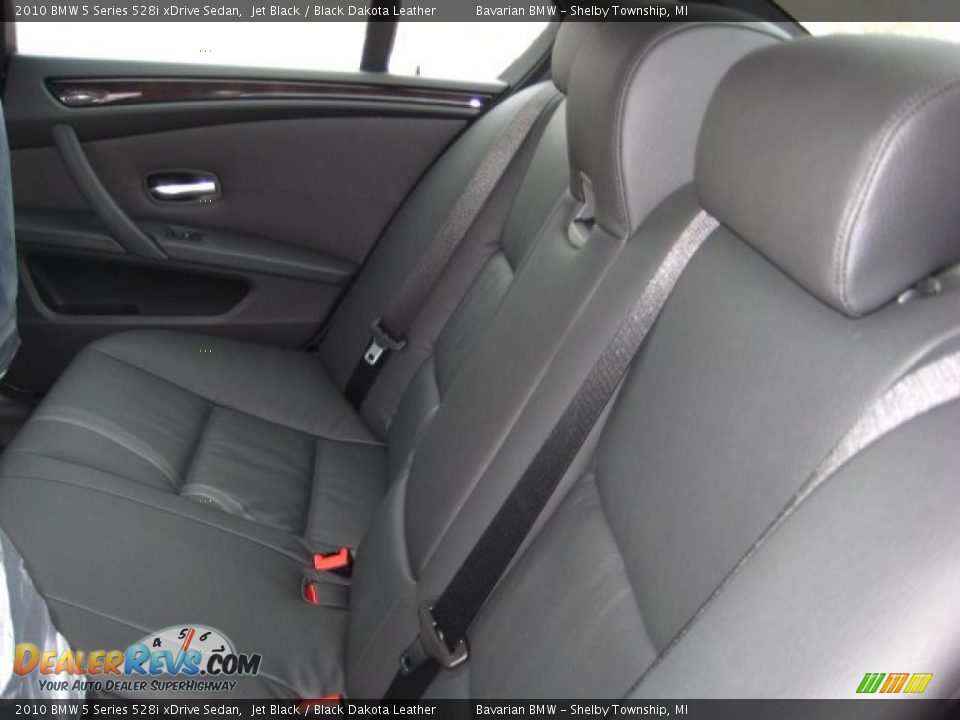 2010 BMW 5 Series 528i xDrive Sedan Jet Black / Black Dakota Leather Photo #11