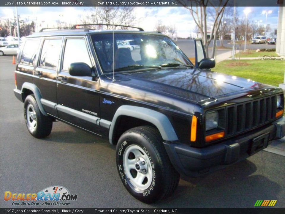 1997 Jeep Cherokee Sport 4x4 Black / Grey Photo #4