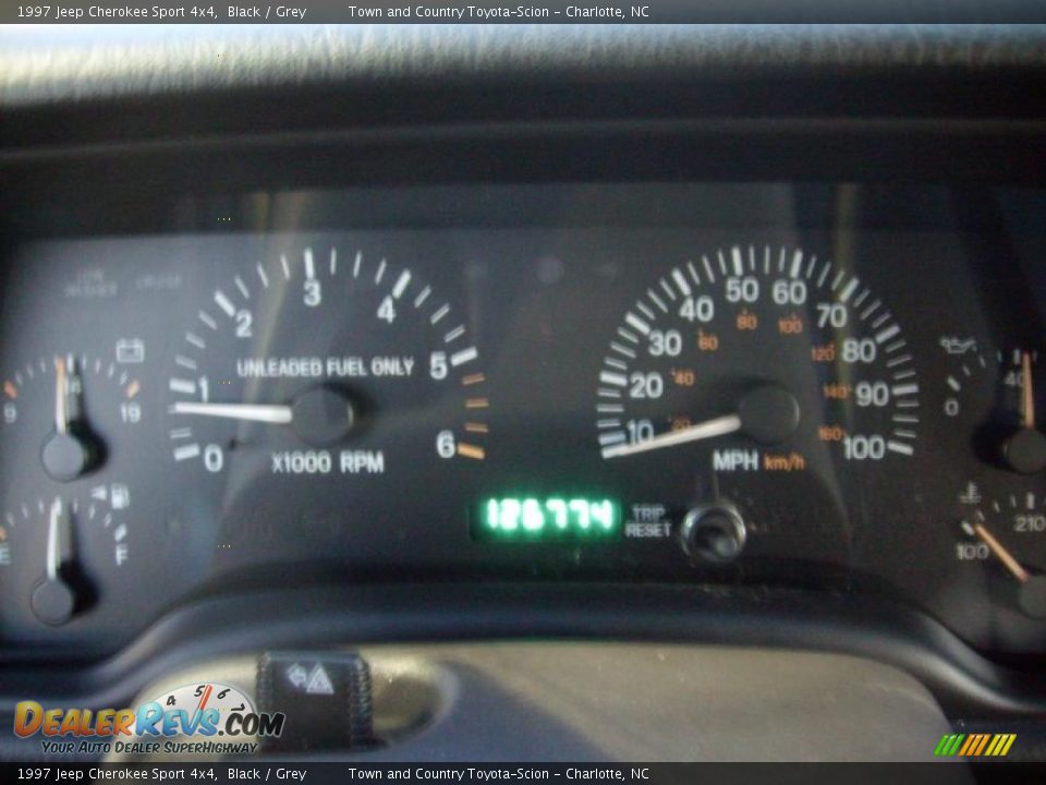 1997 Jeep Cherokee Sport 4x4 Black / Grey Photo #9