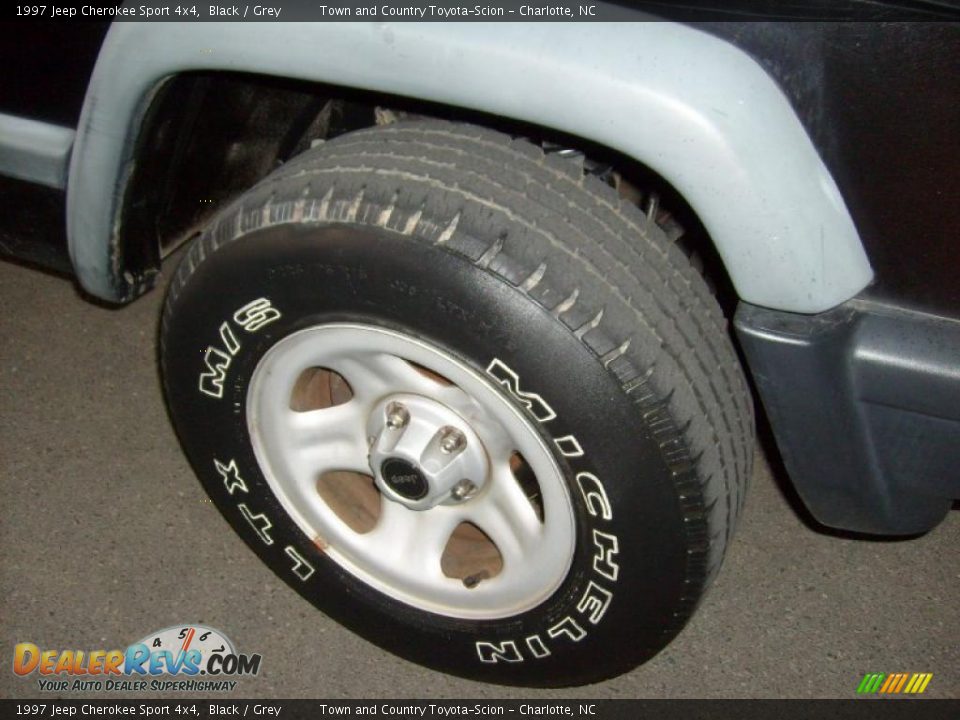 1997 Jeep Cherokee Sport 4x4 Black / Grey Photo #18