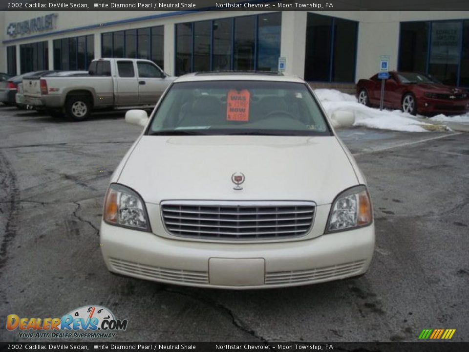 2002 Cadillac DeVille Sedan White Diamond Pearl / Neutral Shale Photo #8