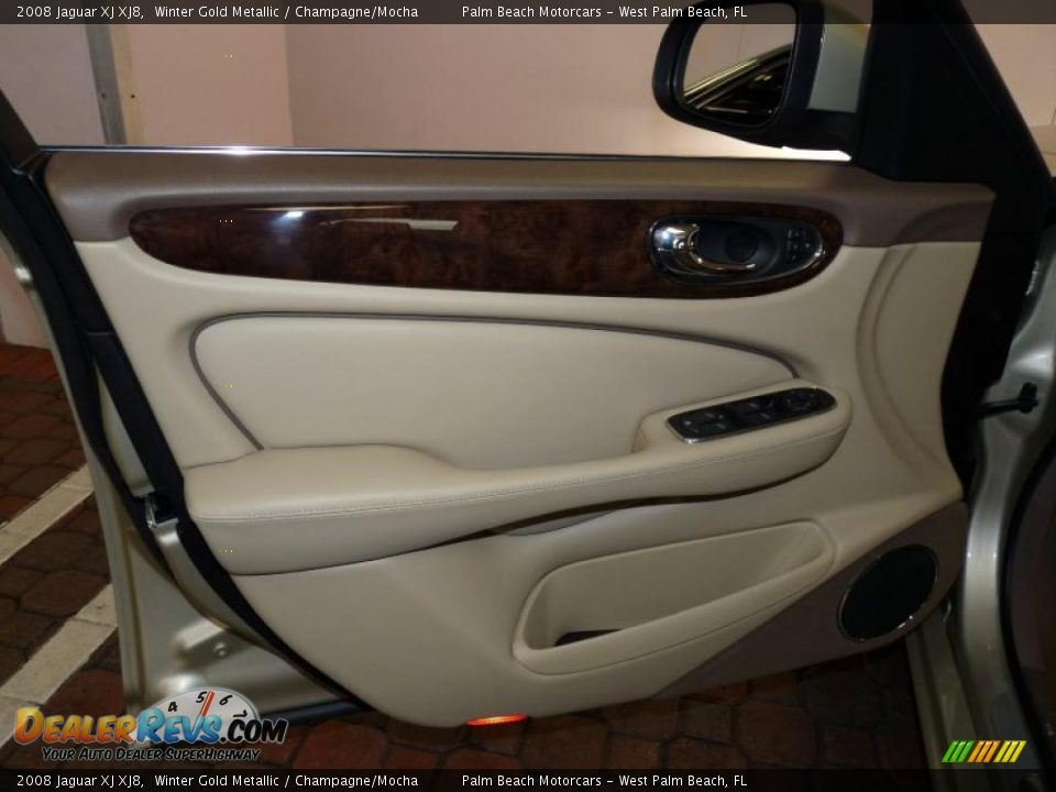 2008 Jaguar XJ XJ8 Winter Gold Metallic / Champagne/Mocha Photo #8