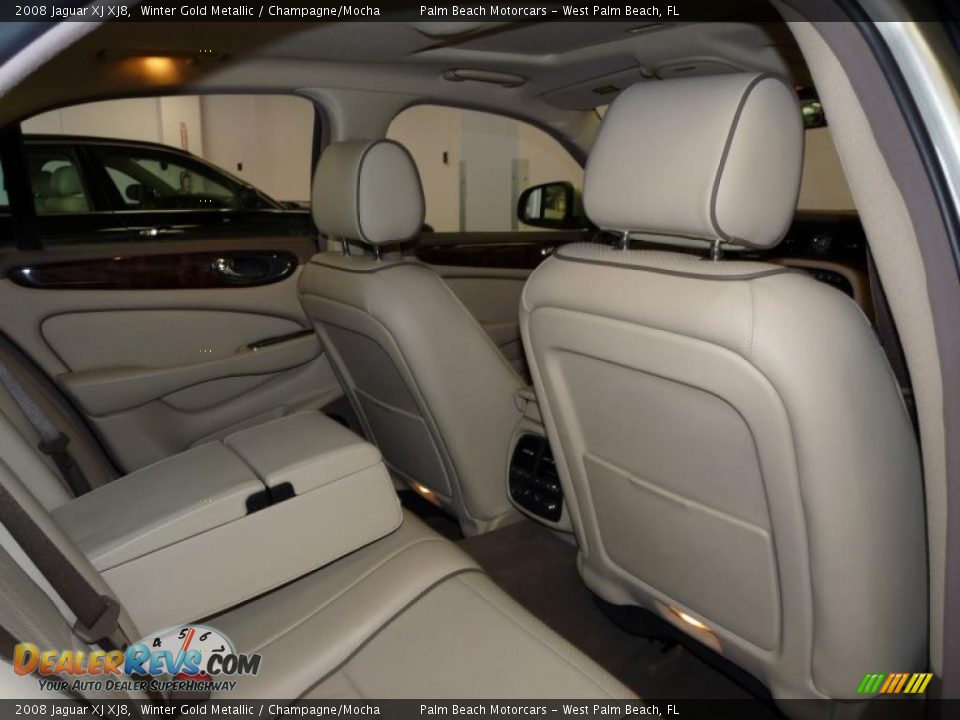 2008 Jaguar XJ XJ8 Winter Gold Metallic / Champagne/Mocha Photo #16