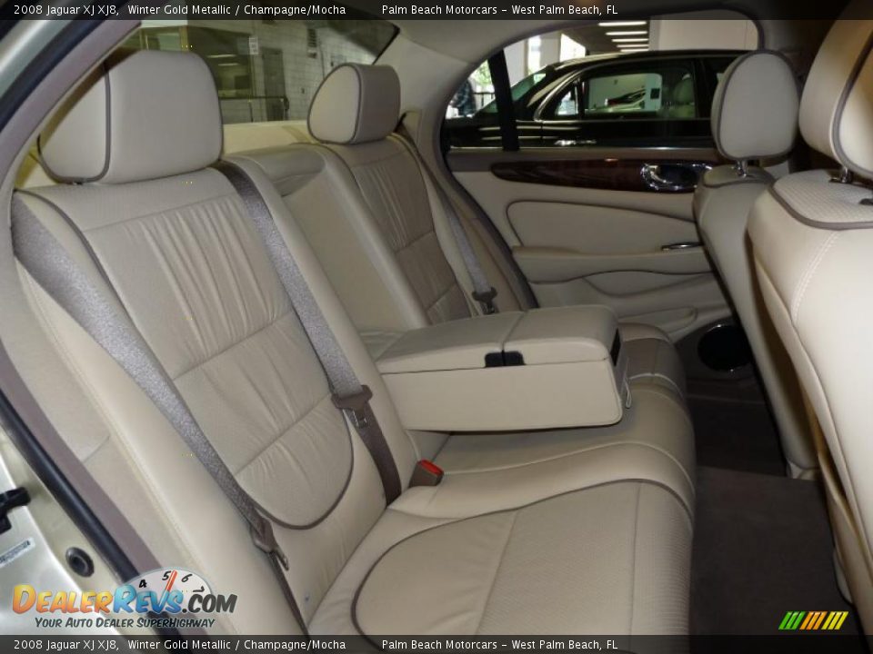 2008 Jaguar XJ XJ8 Winter Gold Metallic / Champagne/Mocha Photo #17