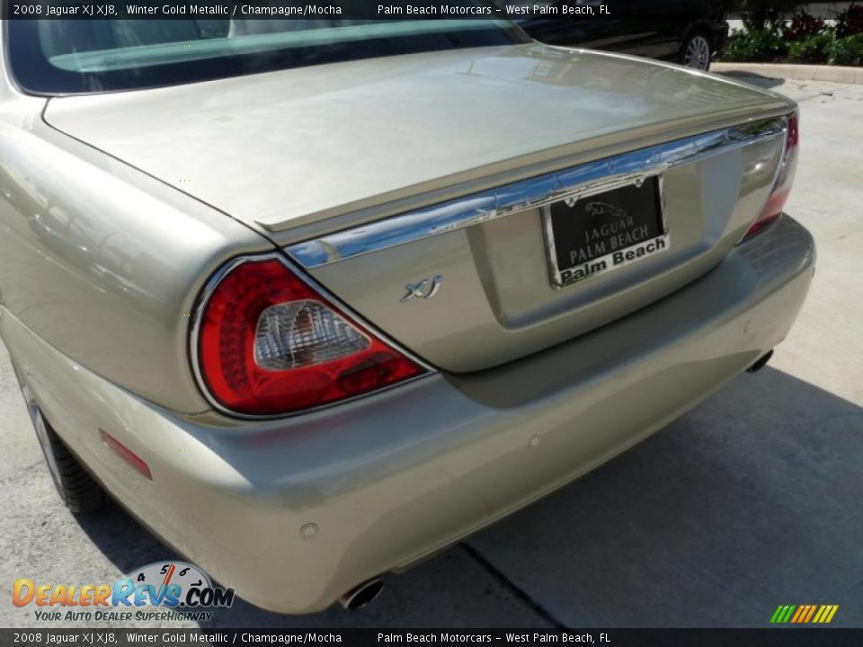 2008 Jaguar XJ XJ8 Winter Gold Metallic / Champagne/Mocha Photo #36