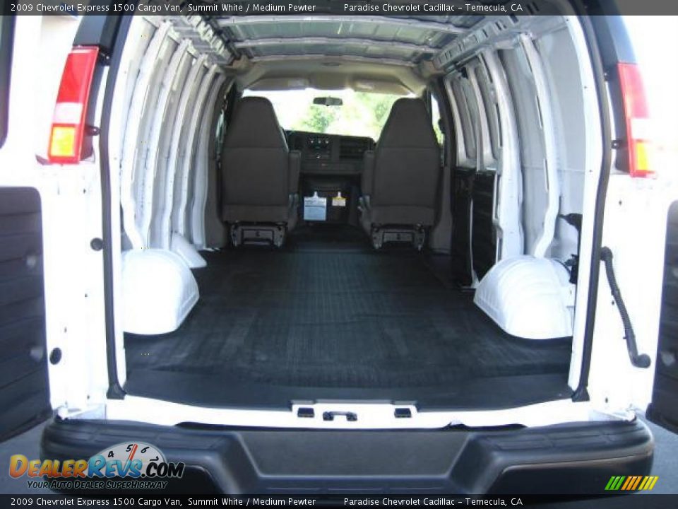 2009 Chevrolet Express 1500 Cargo Van Summit White / Medium Pewter Photo #12