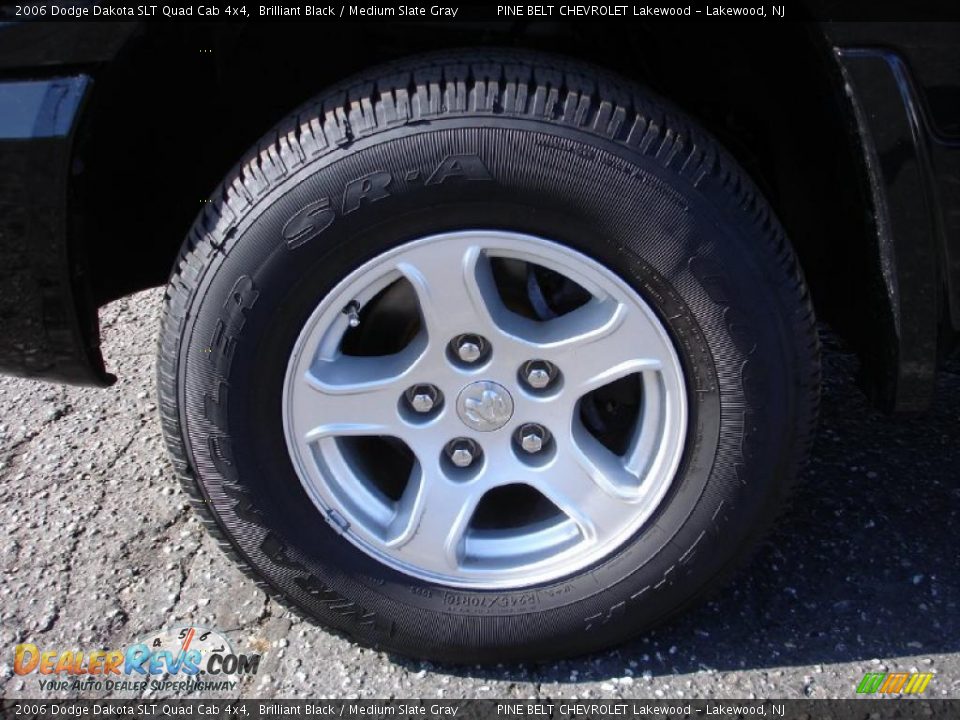 2006 Dodge Dakota SLT Quad Cab 4x4 Brilliant Black / Medium Slate Gray Photo #8
