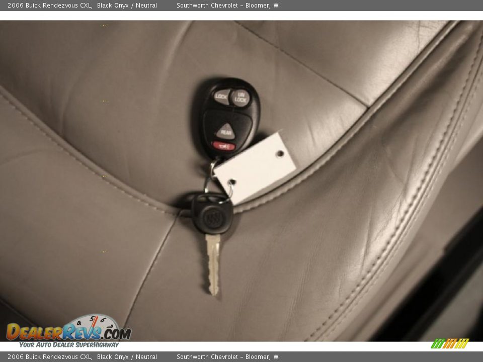 2006 Buick Rendezvous CXL Black Onyx / Neutral Photo #12