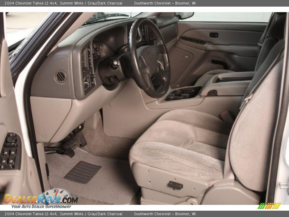 2004 Chevrolet Tahoe LS 4x4 Summit White / Gray/Dark Charcoal Photo #4