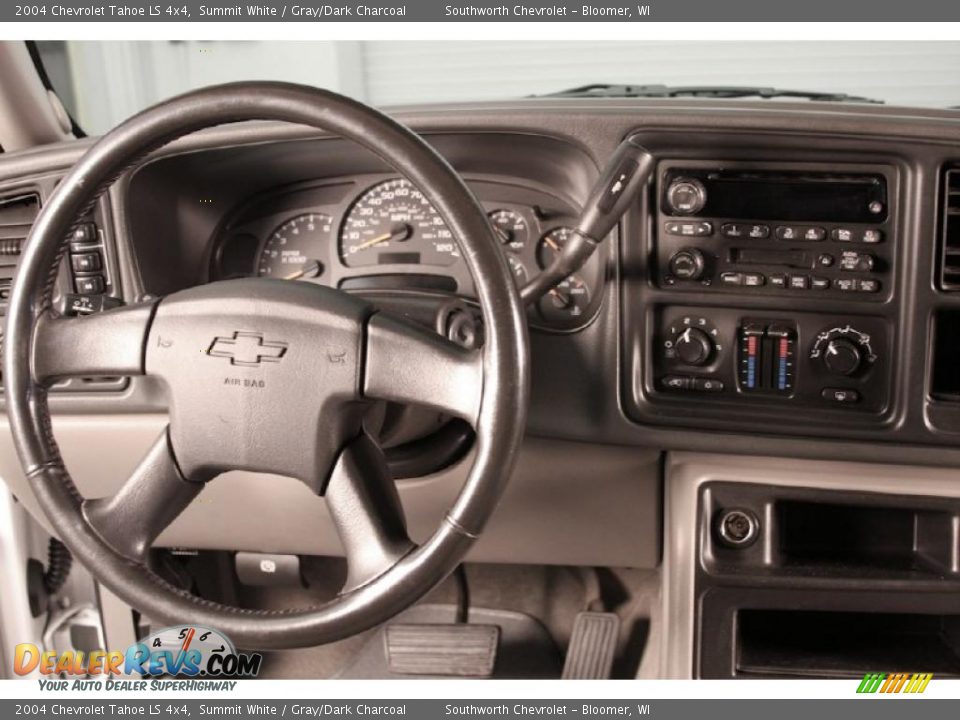2004 Chevrolet Tahoe LS 4x4 Summit White / Gray/Dark Charcoal Photo #6