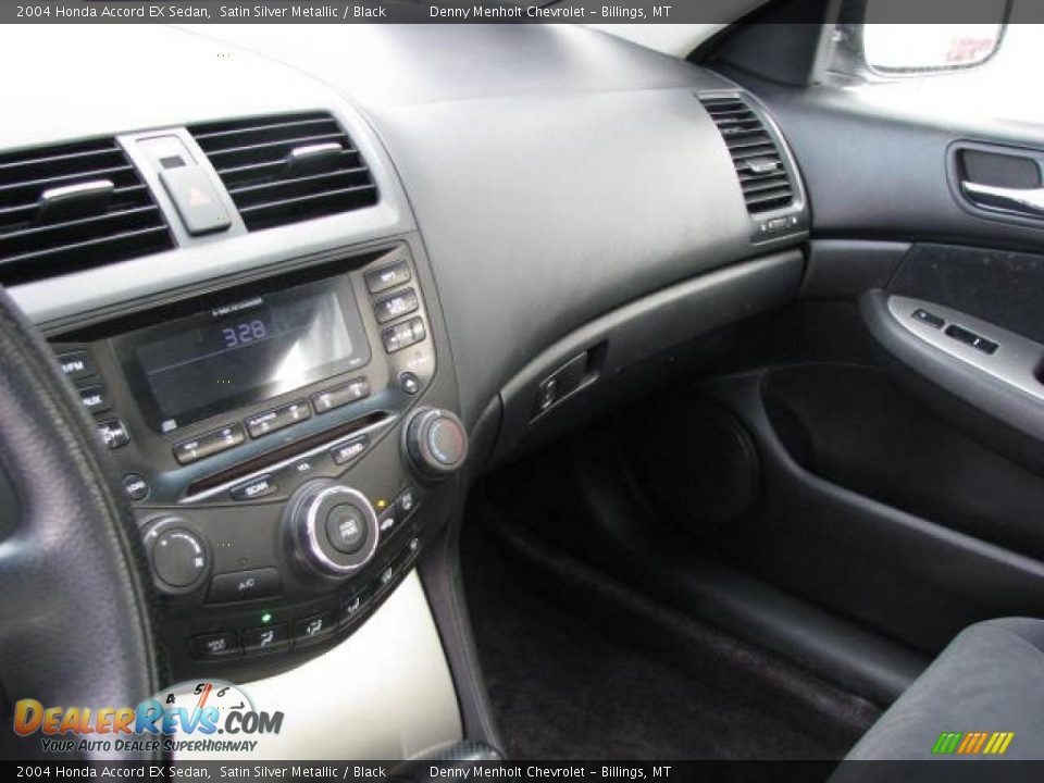 2004 Honda Accord EX Sedan Satin Silver Metallic / Black Photo #12