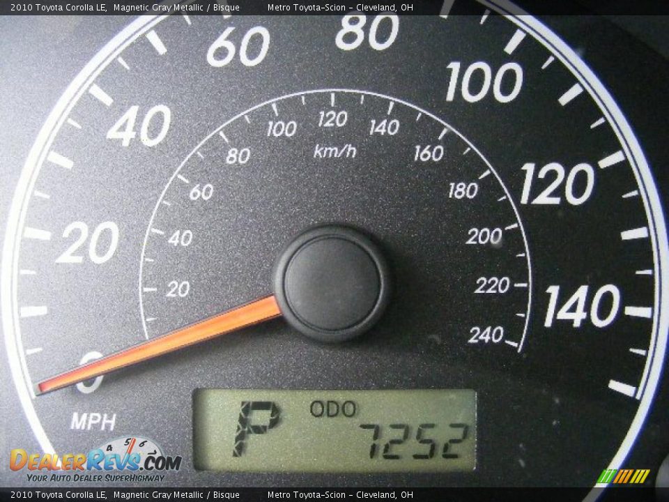 2010 Toyota Corolla LE Magnetic Gray Metallic / Bisque Photo #17