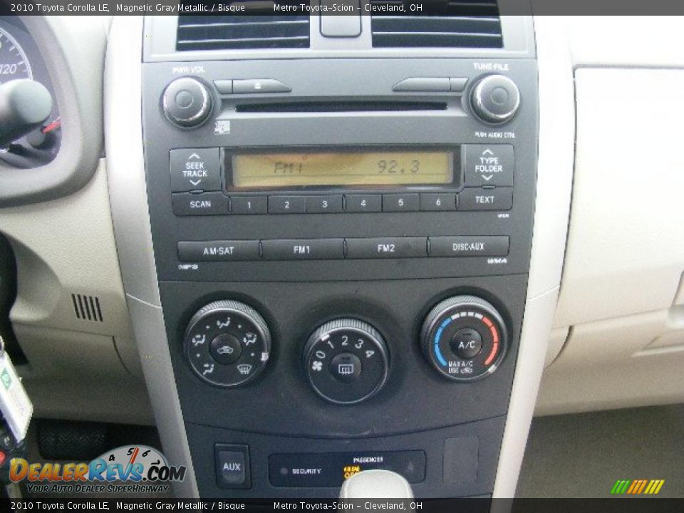 2010 Toyota Corolla LE Magnetic Gray Metallic / Bisque Photo #18