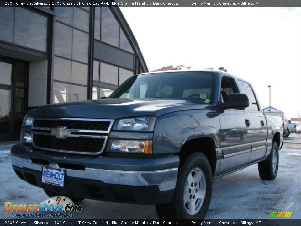 2007 Chevrolet Silverado 1500 Classic LT Crew Cab 4x4 Blue Granite Metallic / Dark Charcoal Photo #2