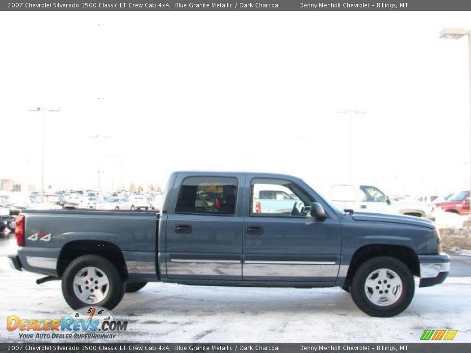 2007 Chevrolet Silverado 1500 Classic LT Crew Cab 4x4 Blue Granite Metallic / Dark Charcoal Photo #4