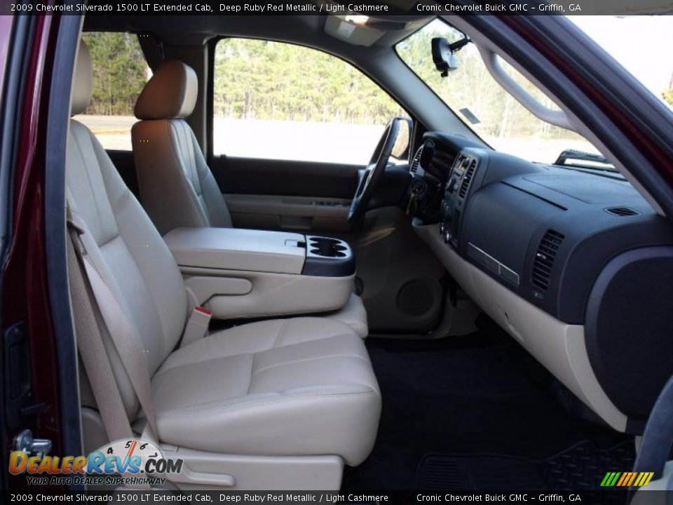 2009 Chevrolet Silverado 1500 LT Extended Cab Deep Ruby Red Metallic / Light Cashmere Photo #16