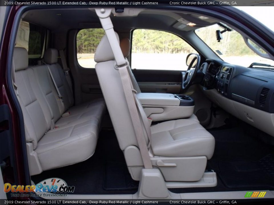 2009 Chevrolet Silverado 1500 LT Extended Cab Deep Ruby Red Metallic / Light Cashmere Photo #17