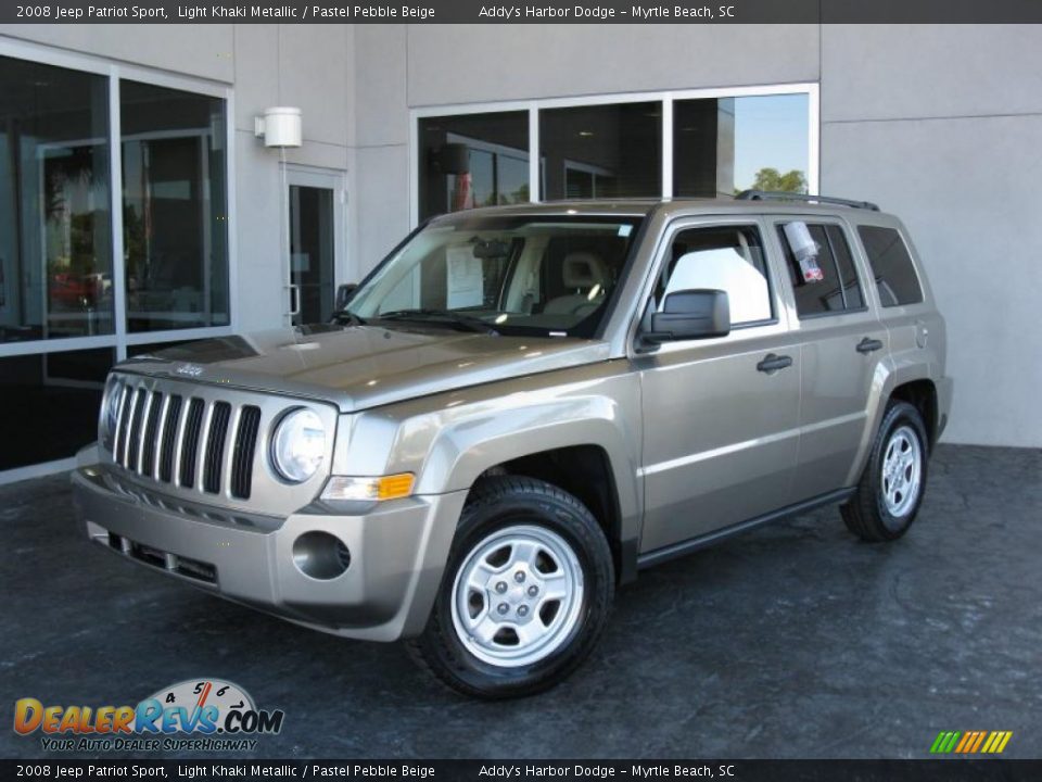 2008 Jeep Patriot Sport Light Khaki Metallic / Pastel Pebble Beige Photo #1