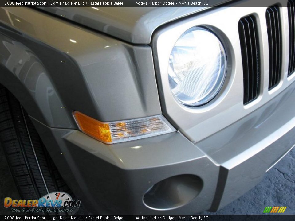2008 Jeep Patriot Sport Light Khaki Metallic / Pastel Pebble Beige Photo #5