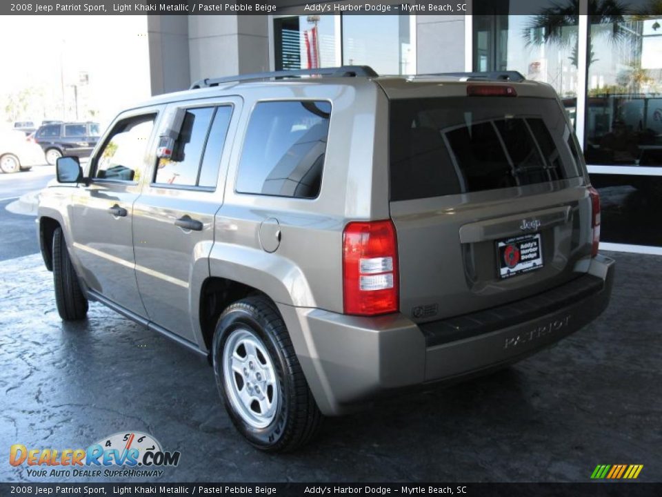 2008 Jeep Patriot Sport Light Khaki Metallic / Pastel Pebble Beige Photo #7