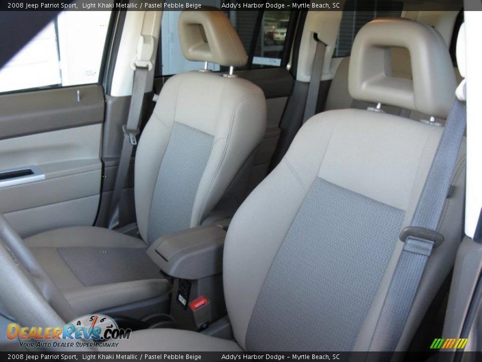 2008 Jeep Patriot Sport Light Khaki Metallic / Pastel Pebble Beige Photo #13
